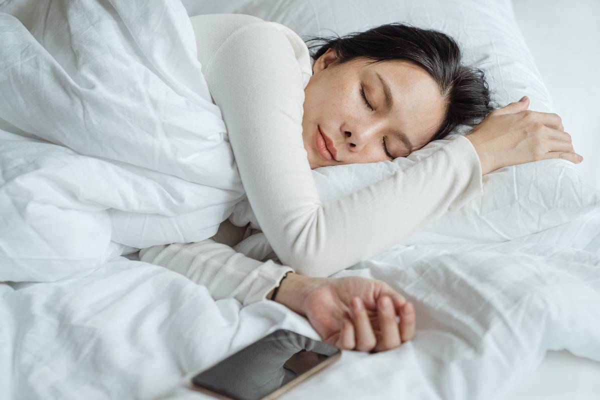 Almohada para Dormir de Lado de Fibra y Firmeza Alta