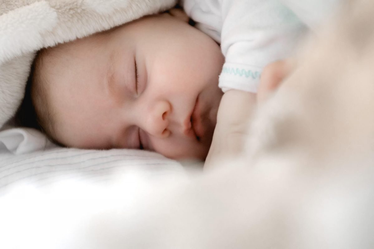 Cuando poner almohada a un bebé - Colchones Viscoelasticos